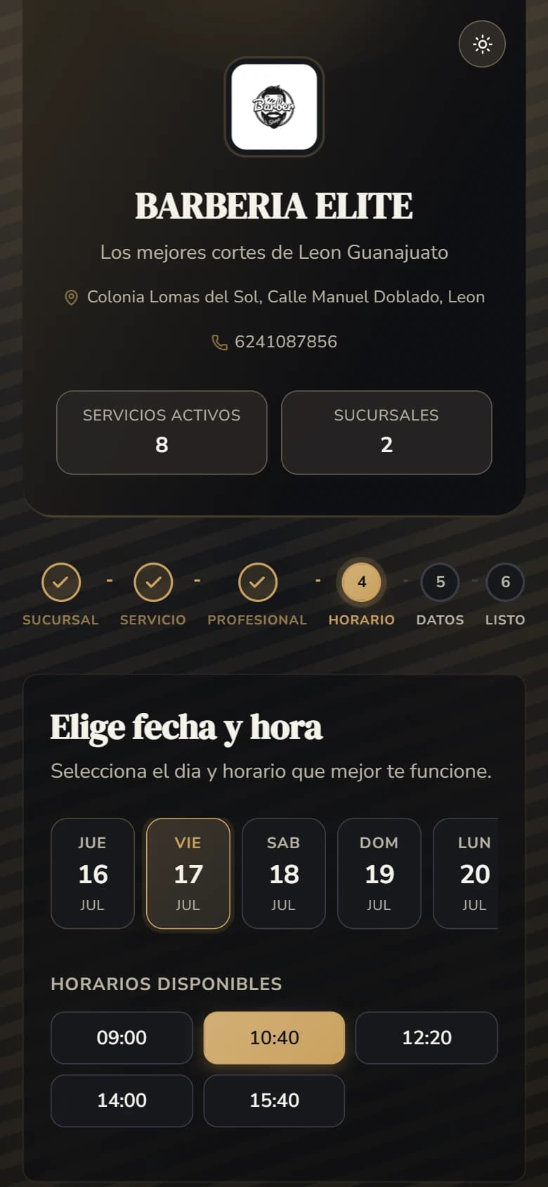 Página pública de reservas donde el cliente elige fecha y hora entre los horarios disponibles
